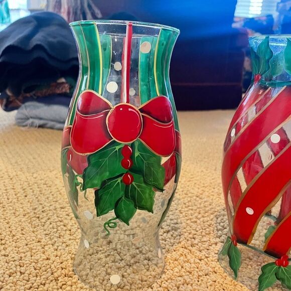 Christmas Hurricane Lanterns, set of 3 - Picture 3 of 5